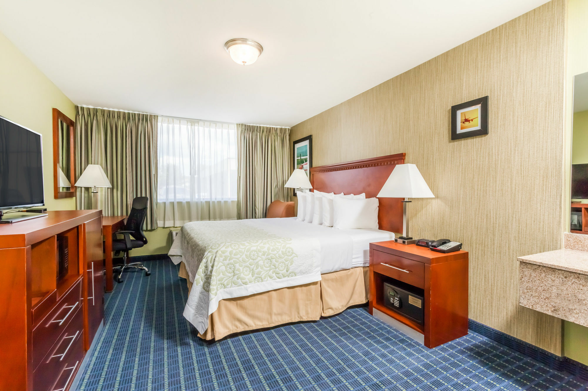 Days Inn By Wyndham Windsor Locks / Bradley Intl Airport Zewnętrze zdjęcie